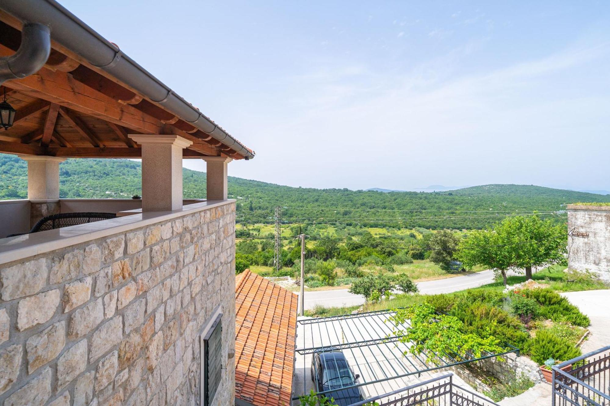 Holiday Home Majkovi سلانو المظهر الخارجي الصورة