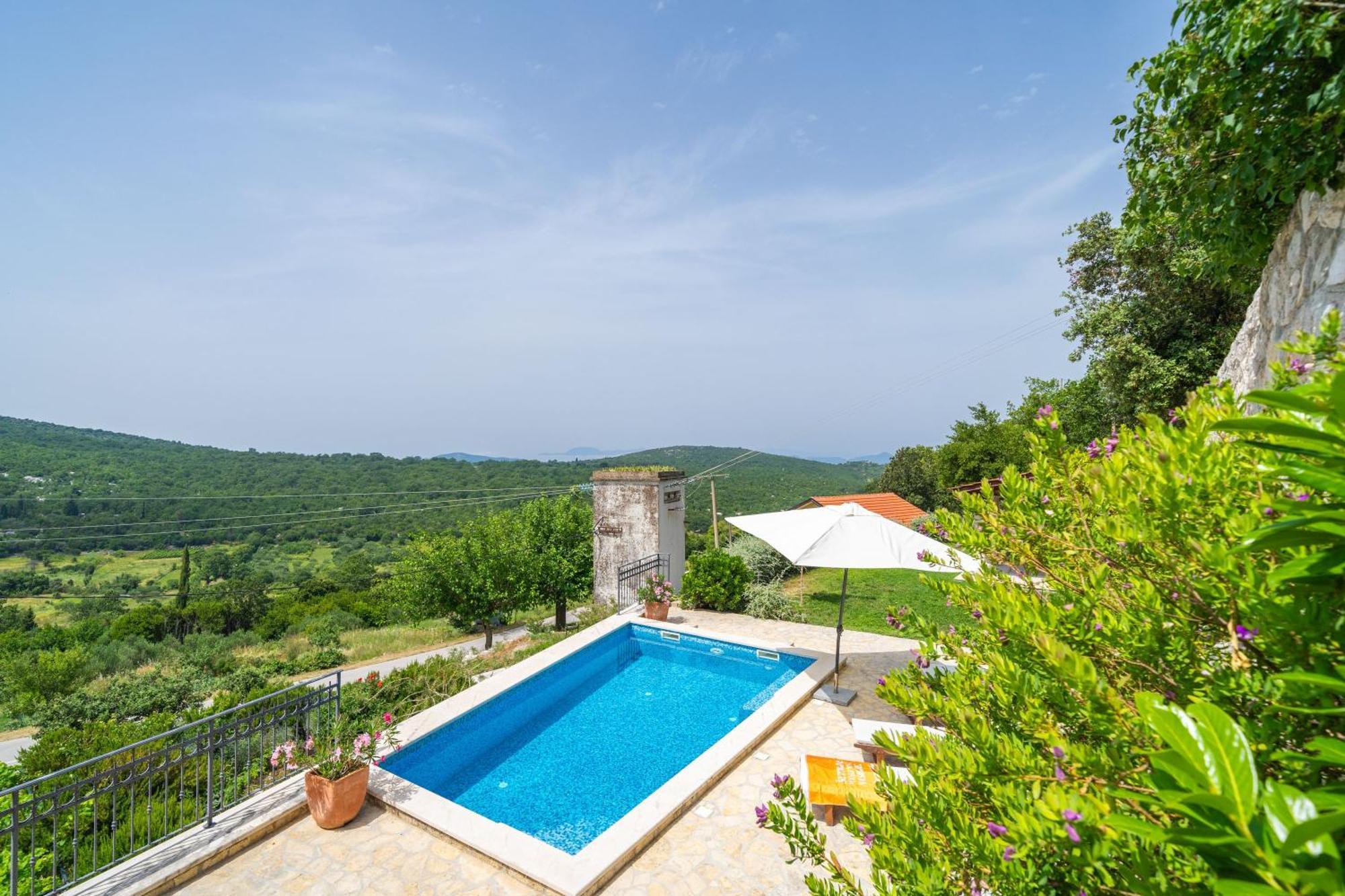 Holiday Home Majkovi سلانو المظهر الخارجي الصورة